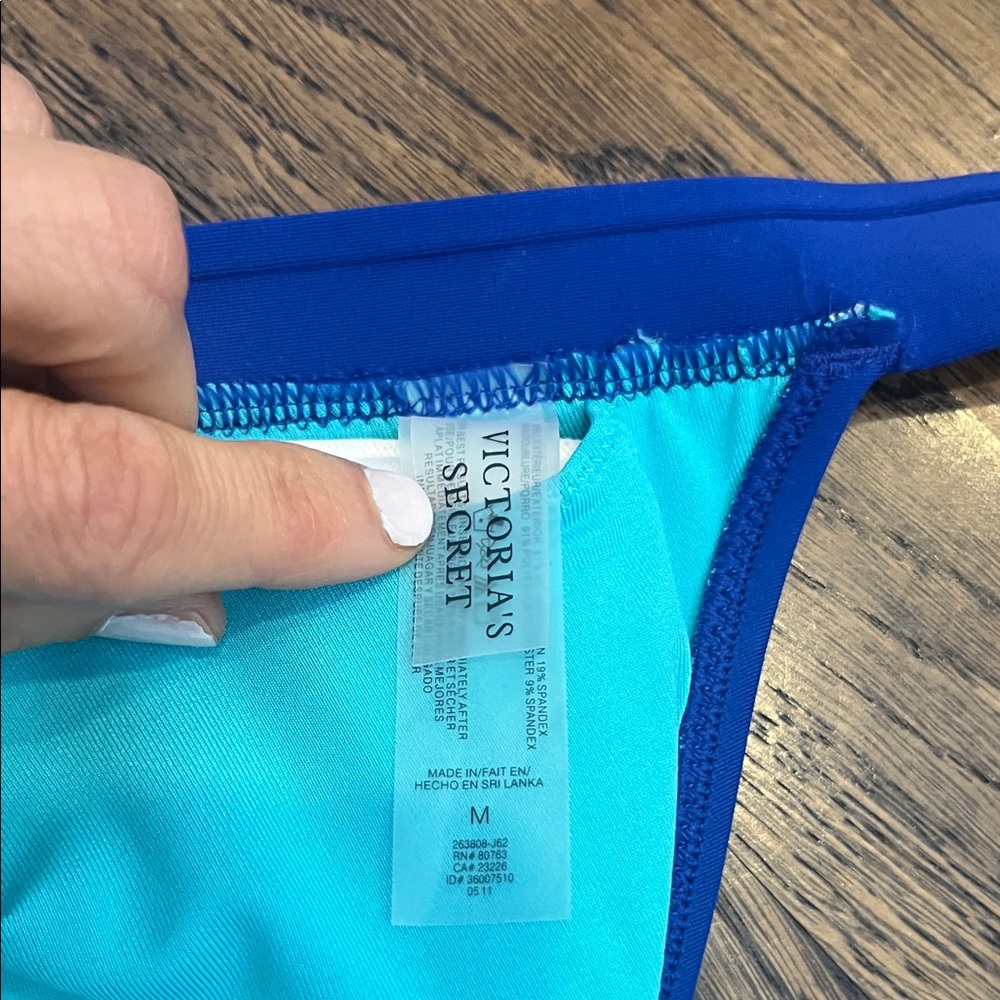 Victoria’s Secret Blue Two-Piece Triangle Bikini Set - Picture 8 of 8